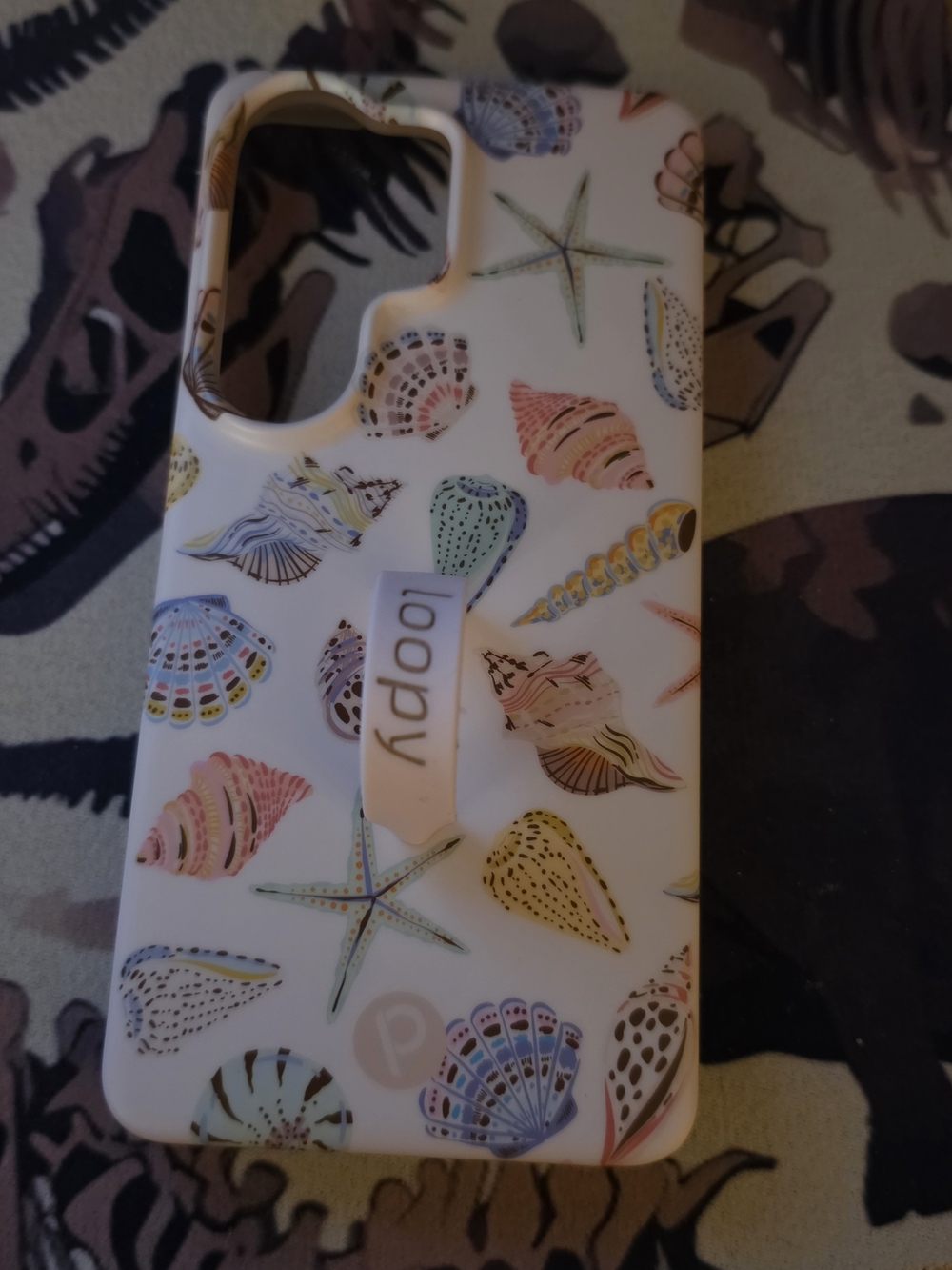 Loopy Case White Seashell Pattern Phone Case with Pastel Ring Loop